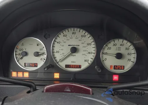 2002 Mercedes-Benz Ml 55 Amg z USA, uszkodzony, nr VIN 4JGAB74E12A292439